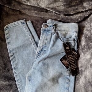 DG2 NEW CLASSIC STRETCH SUPER SKINNY JEANS